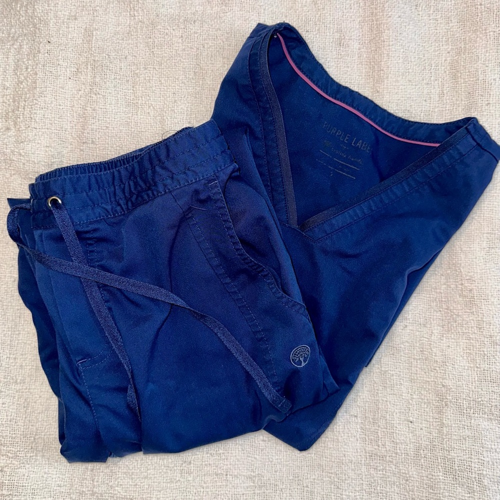 Healing Hands Navy Size Small Scrub Top and Size Small Scrub Bottom